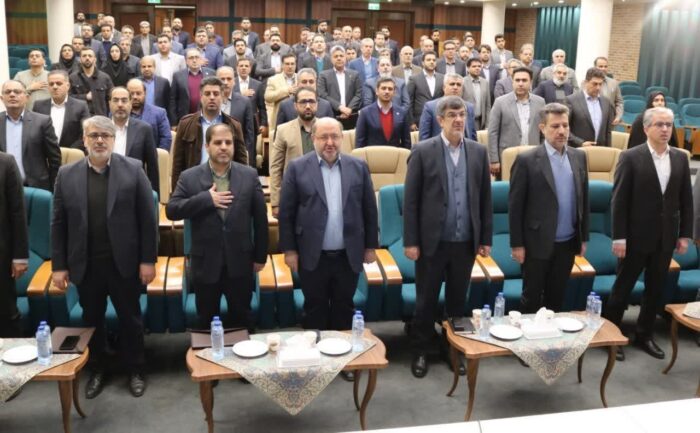 کریمنژاد: برای افزایش سهم معدن از اقتصاد کشور تلاش میکنیم کریمنژاد: برای افزایش سهم معدن از اقتصاد کشور تلاش میکنیم