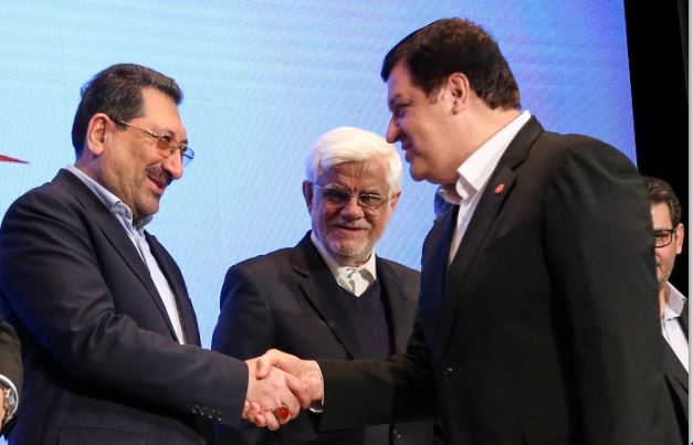 بانک ملت برترین بانک ایران در بازده فروش و هفتمین شرکت برتر کشور معرفی شد بانک ملت برترین بانک ایران در بازده فروش و هفتمین شرکت برتر کشور معرفی شد