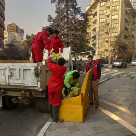 شهرداری منطقه یک آماده بارش برف در هفته پیش رو؛ افزایش دپوی شن برای رفع نیاز شهروندان شهرداری منطقه یک آماده بارش برف در هفته پیش رو؛ افزایش دپوی شن برای رفع نیاز شهروندان