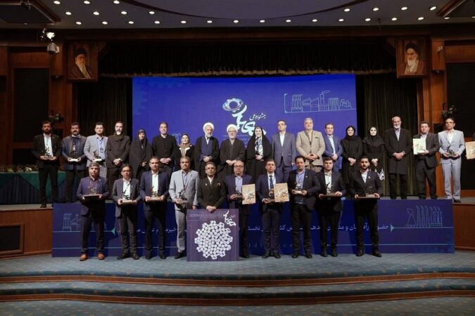 بانک ملی ایران برنده جایزه مشتری مداری در جشنواره ملی معیار شد بانک ملی ایران برنده جایزه مشتری مداری در جشنواره ملی معیار شد