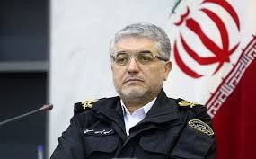 فصل تازهای در کاهش تلفات جادهای با همکاری دولت و پلیس راهور/اصلاح رفتارهای ترافیکی با سیستم تشویقی رانندگان قانونمند فصل تازهای در کاهش تلفات جادهای با همکاری دولت و پلیس راهور/اصلاح رفتارهای ترافیکی با سیستم تشویقی رانندگان قانونمند