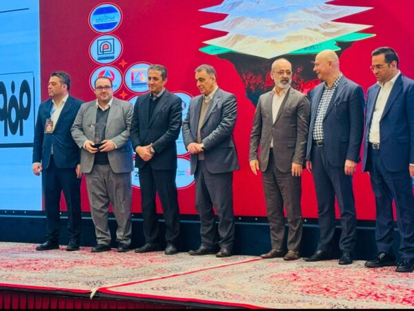 درخشش صبانور در سومین کنفرانس بینالمللی استیل پرایس با کسب تندیس برتر درخشش صبانور در سومین کنفرانس بینالمللی استیل پرایس با کسب تندیس برتر