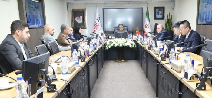 برنامه همکاری های مشترک ایمیدرو با پیمانکار بزرگ چین؛ از ساخت نیروگاه خورشیدی تا توسعه زنجیره مس/ یو ژیانگ: اعلام آمادگی برای ارایه خدمات فنی و مهندسی به شرکت های زیرمجموعه ایمیدرو برنامه همکاری های مشترک ایمیدرو با پیمانکار بزرگ چین؛ از ساخت نیروگاه خورشیدی تا توسعه زنجیره مس/ یو ژیانگ: اعلام آمادگی برای ارایه خدمات فنی و مهندسی به شرکت های زیرمجموعه ایمیدرو