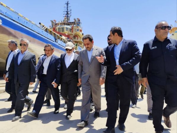 استان خوزستان با نگاهی ویژه مورد توجه قرار گیرد استان خوزستان با نگاهی ویژه مورد توجه قرار گیرد