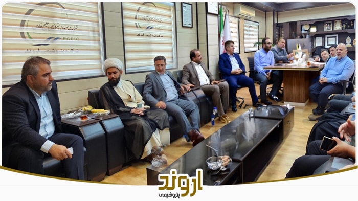 پیگیری پروژههای اجتماعی و تعامل با ستاد غدیر پیگیری پروژههای اجتماعی و تعامل با ستاد غدیر