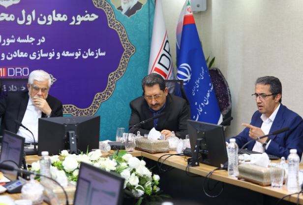 آقاجانلو خواسته های سه گانه صنایع معدنی از دولت را اعلام کرد/ ”برطرف شدن شوک هزینه های برق و گاز“، ”هدایت سود شرکت ها به سمت توسعه“ و ”مشارکت صندوق توسعه ملی در انتقال آب از دریای عمان“ آقاجانلو خواسته های سه گانه صنایع معدنی از دولت را اعلام کرد/ ”برطرف شدن شوک هزینه های برق و گاز“، ”هدایت سود شرکت ها به سمت توسعه“ و ”مشارکت صندوق توسعه ملی در انتقال آب از دریای عمان“