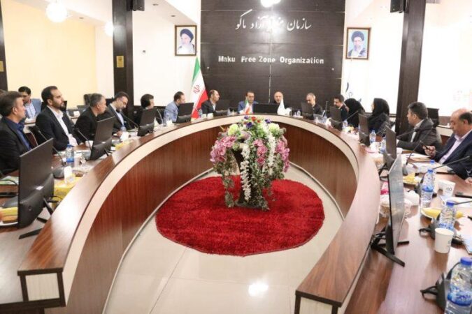 تأکید رئیس دامپزشکی کشور بر تبدیل ماکو به هاب امنیت غذایی ایران تأکید رئیس دامپزشکی کشور بر تبدیل ماکو به هاب امنیت غذایی ایران