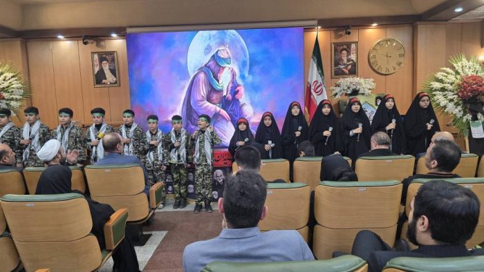 “از کلاس تا آسمان “یادوارهای برای شهدای دانشآموز جنگ ۱۲ روزه “از کلاس تا آسمان “یادوارهای برای شهدای دانشآموز جنگ ۱۲ روزه