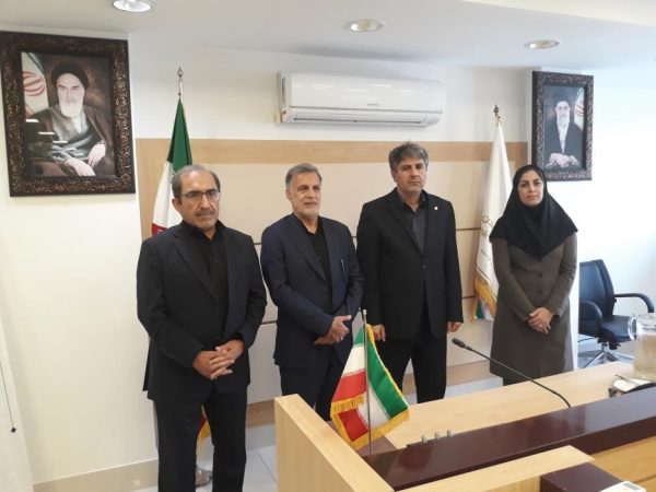 تقدیر نماینده مردم بوشهر در مجلس شورای اسلامی از بانك صنعت و معدن تقدیر نماینده مردم بوشهر در مجلس شورای اسلامی از بانك صنعت و معدن