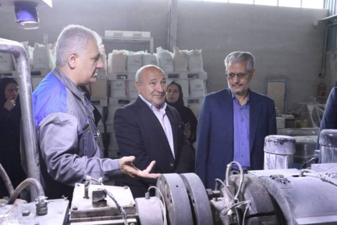 تداوم پیگیری میدانی برای رفع موانع تولید در منطقه آزاد ماکو تداوم پیگیری میدانی برای رفع موانع تولید در منطقه آزاد ماکو