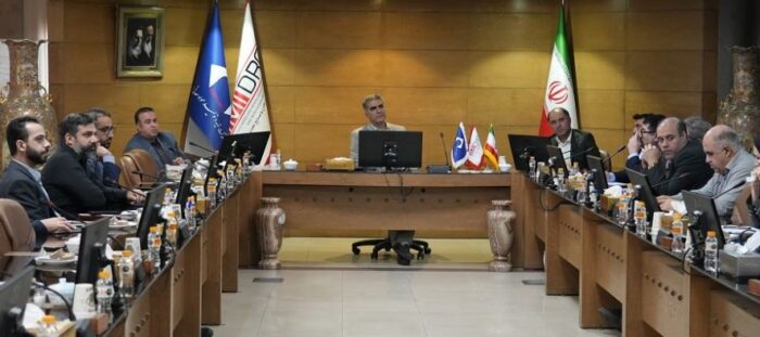 زارع: لازمه موفقیت در بخش معدن، حرکت بر مبنای اصول توسعه پایدار است زارع: لازمه موفقیت در بخش معدن، حرکت بر مبنای اصول توسعه پایدار است