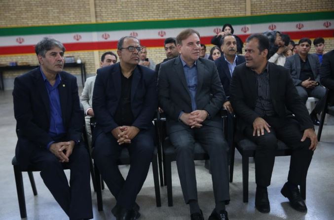 فاز نخست شرکت نور پردازان آران جنوب با حضور استاندار بوشهر افتتاح شد فاز نخست شرکت نور پردازان آران جنوب با حضور استاندار بوشهر افتتاح شد