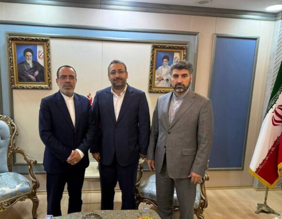 تشریح توانمندیها و مزیتهای صادراتی چادرملو در بازار عراق تشریح توانمندیها و مزیتهای صادراتی چادرملو در بازار عراق