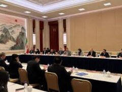 مدیرعامل شرکت ملی صنایع مس ایران با همراهی رئیس هیات عامل ایمیدرو با معاون وزیر منابع طبیعی چین دیدار کرد مدیرعامل شرکت ملی صنایع مس ایران با همراهی رئیس هیات عامل ایمیدرو با معاون وزیر منابع طبیعی چین دیدار کرد