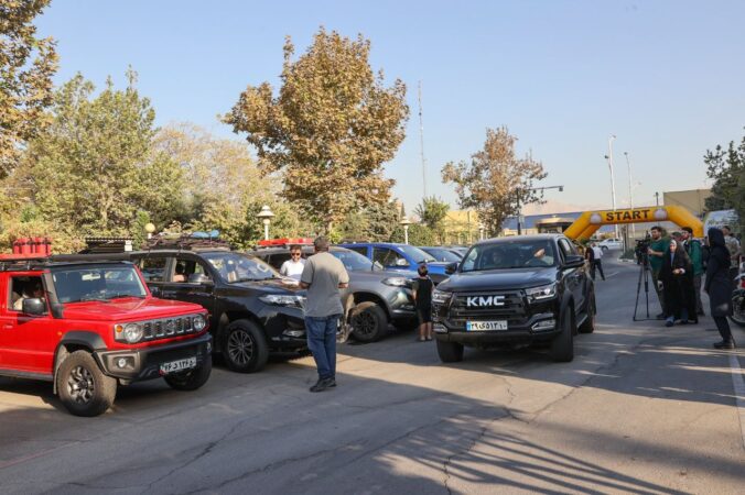 آغاز ماجراجویی خانوادهها در پهنه کویر افسانهای مرنجاب آغاز ماجراجویی خانوادهها در پهنه کویر افسانهای مرنجاب