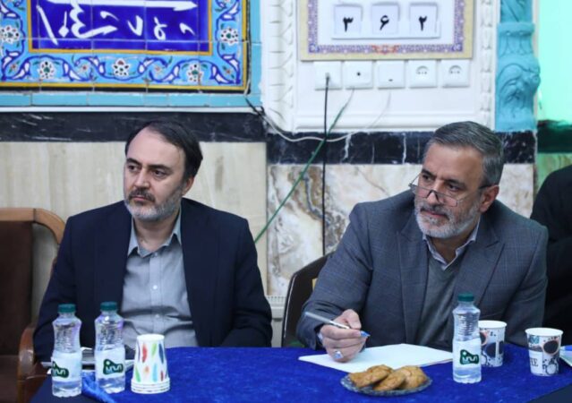قرار خدمت در مسجد اباذر ؛ تببین پروژه های شهری منطقه ۱۲