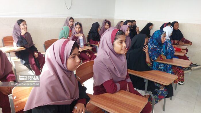 هم‌افزایی دولت و منطقه آزاد چابهار برای تحقق عدالت آموزشی در سیستان و بلوچستان