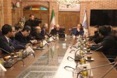 تأکید بر نقش راهبردی منطقه آزاد ماکو در توسعه کریدورهای حمل‌ونقل کشور در دیدار معاون وزیر راه با استاندار آذربایجان‌غربی