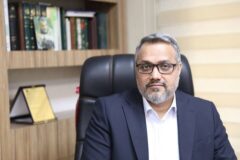 درج نماد سهام شرکت خمیرمایه و الکل رازی در فرابورس/ واگذاری بخشی از سهام شرکت به کارکنان