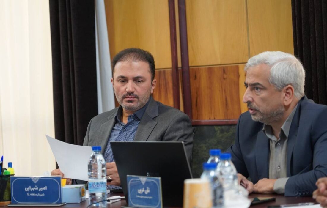 هفتاد و یکمین نشست مردمی شهردار منطقه ۱۴ برگزار شد